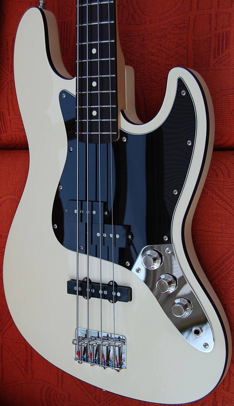 Fender aerodyne best sale pickguard