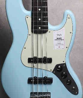 PG 14050 - 43: FENDER JAPAN JUNIOR COLLECTION JAZZ BASS, VINTAGE MINT 3-PLY