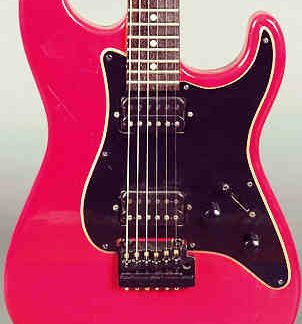 PG 250 - 8: CHARVEL 1986 MODEL 3A - BWB