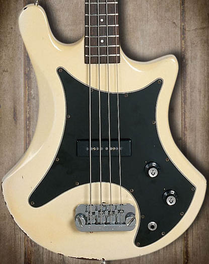 PG 525 - 122: GUILD B 301A BASS, BLACK/PARCHMENT 5-PLY