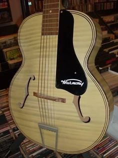 PG 740 - 70: HARMONY 1960s ARCHTOP, SINGLE PLY BLACK
