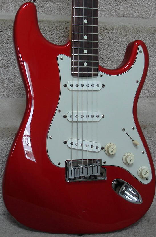 PG 295 - 7: FENDER AMERICAN STANDARD STRAT WBW